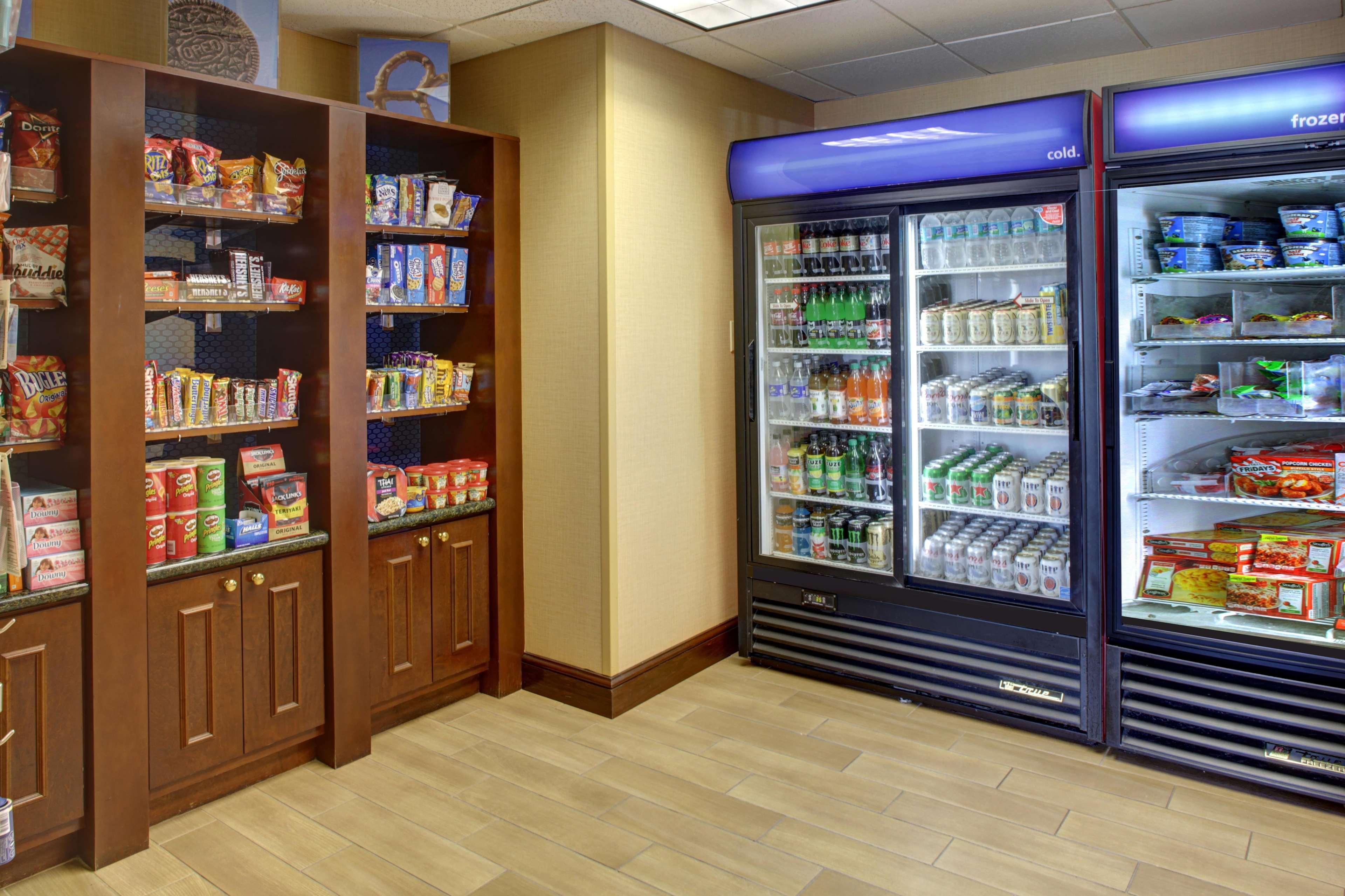 Hampton Inn & Suites Tampa Ybor City Downtown Екстериор снимка