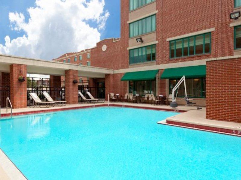 Hampton Inn & Suites Tampa Ybor City Downtown Екстериор снимка