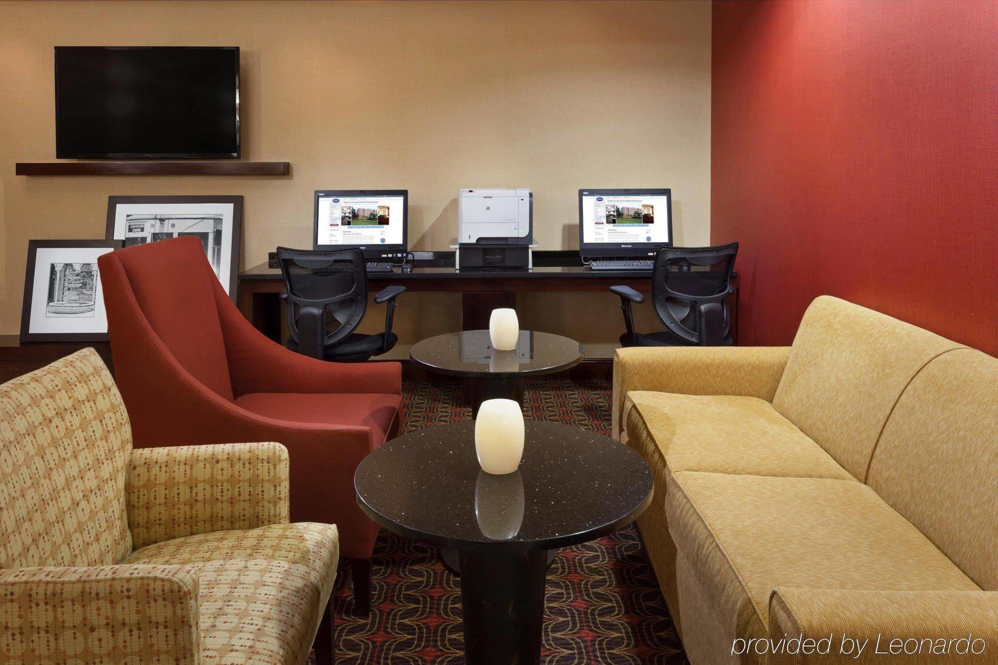 Hampton Inn & Suites Tampa Ybor City Downtown Екстериор снимка